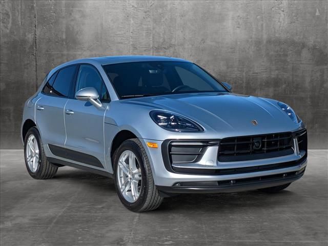 2024 Porsche Macan Base