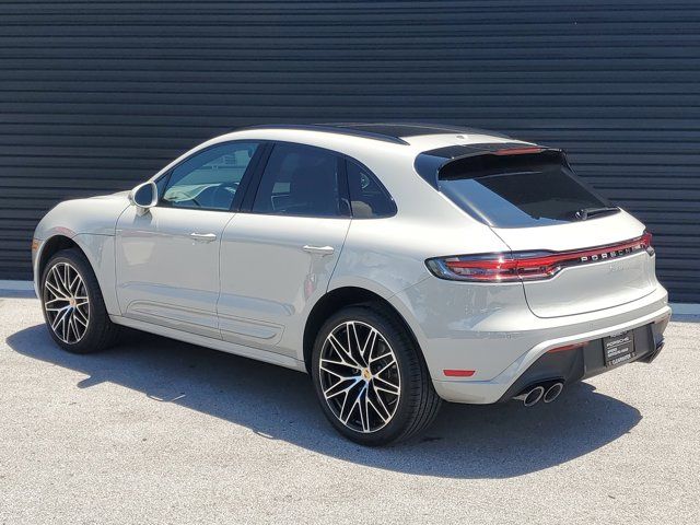 2024 Porsche Macan Base