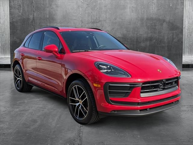 2024 Porsche Macan Base