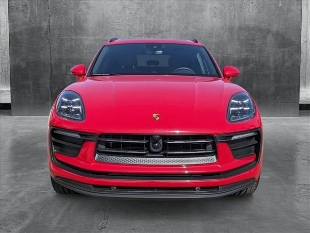 2024 Porsche Macan Base