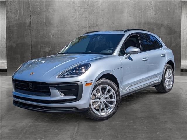 2024 Porsche Macan Base