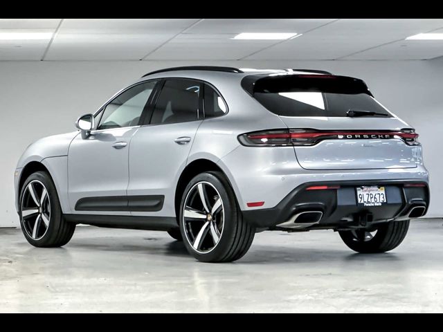 2024 Porsche Macan Base