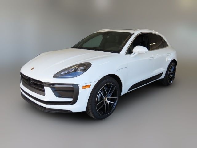 2024 Porsche Macan 