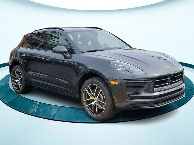 2024 Porsche Macan T