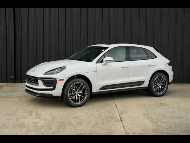 2024 Porsche Macan Base