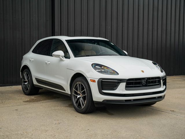 2024 Porsche Macan Base