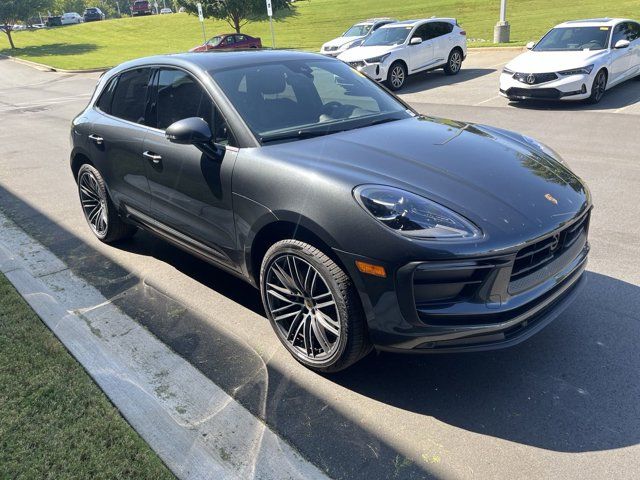 2024 Porsche Macan Base