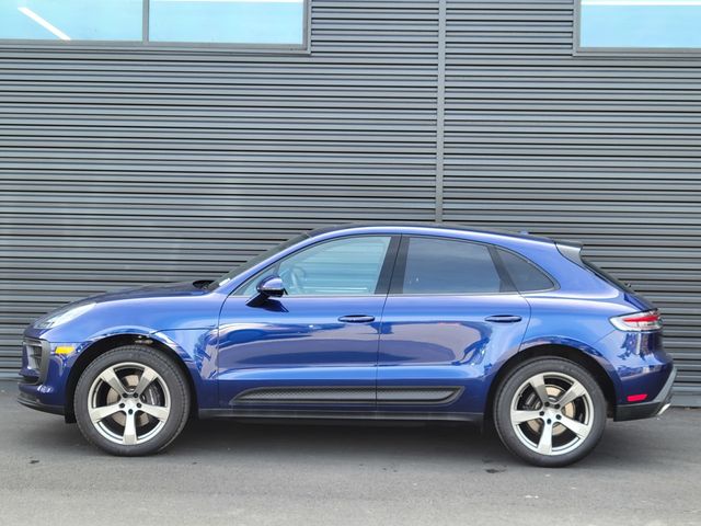 2024 Porsche Macan Base