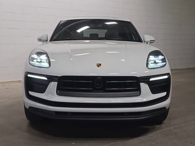 2024 Porsche Macan 