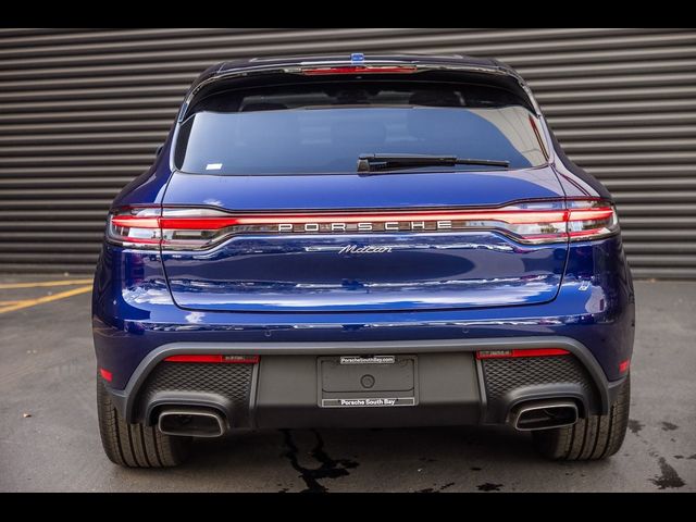 2024 Porsche Macan Base