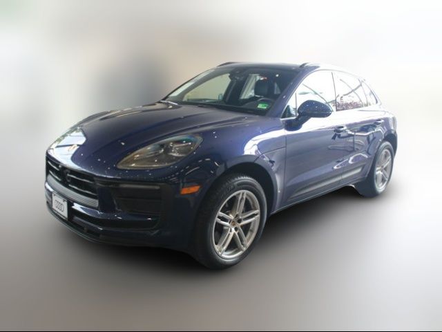 2024 Porsche Macan Base