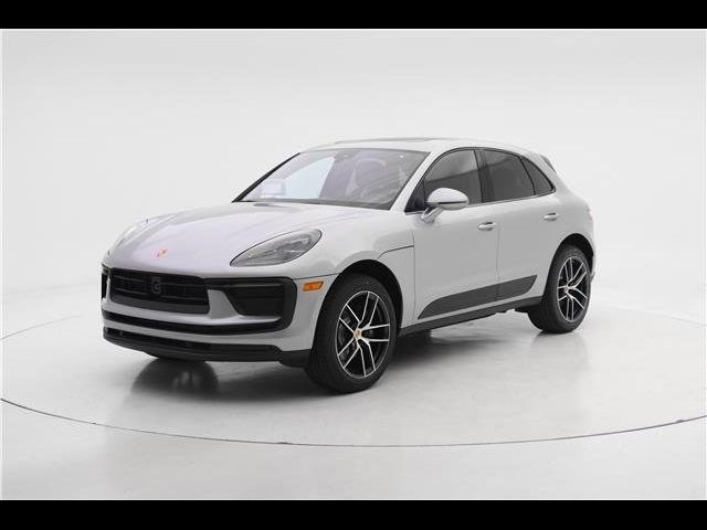 2024 Porsche Macan Base