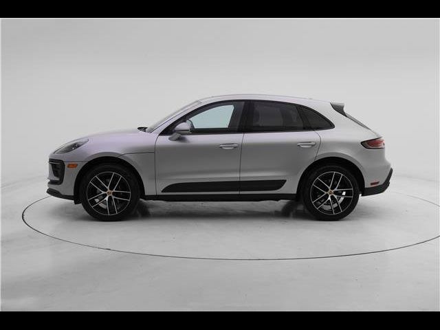 2024 Porsche Macan Base