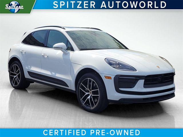 2024 Porsche Macan Base