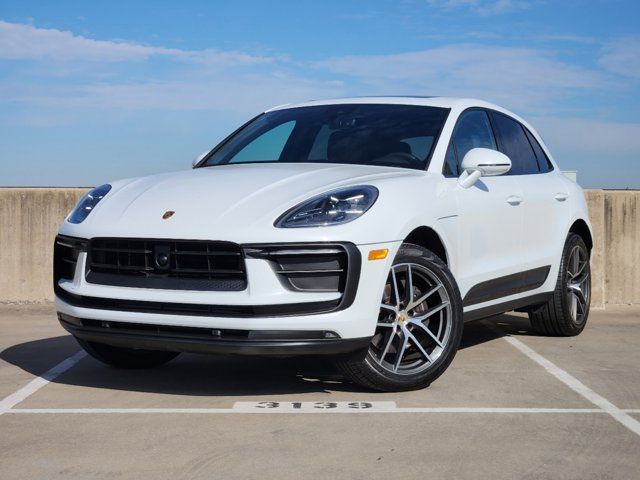 2024 Porsche Macan Base