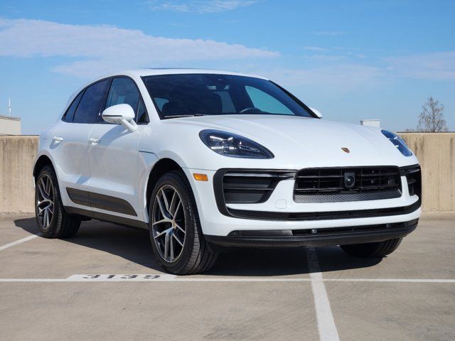 2024 Porsche Macan Base