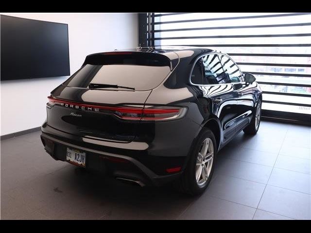 2024 Porsche Macan Base