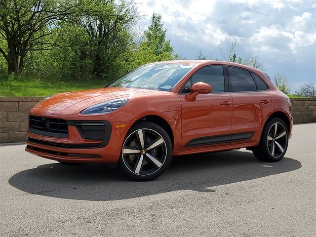 2024 Porsche Macan Base