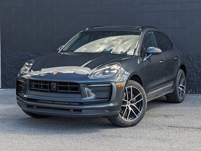 2024 Porsche Macan Base