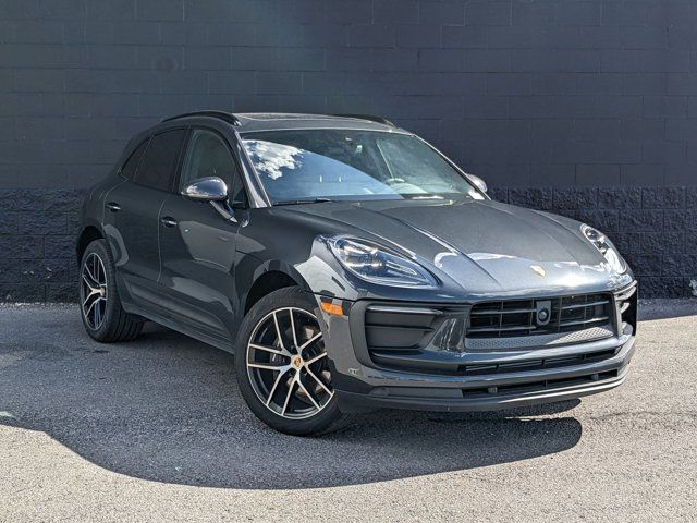 2024 Porsche Macan 