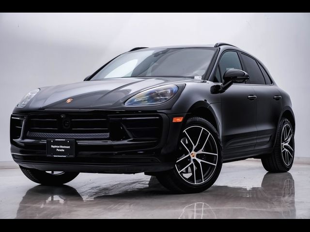 2024 Porsche Macan 