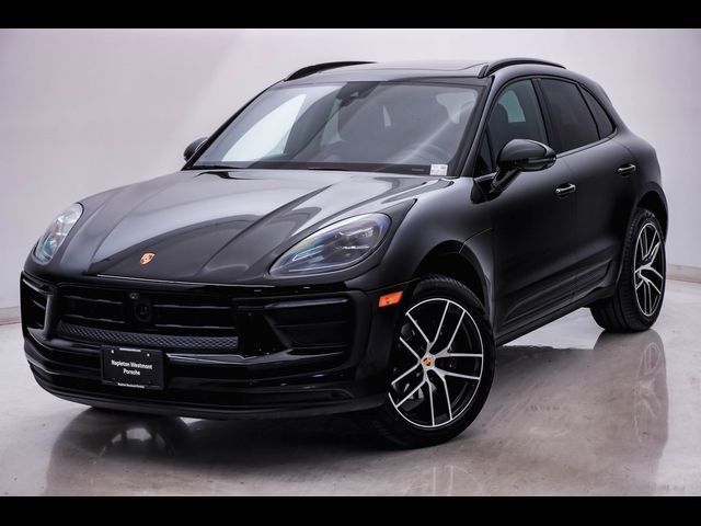 2024 Porsche Macan 