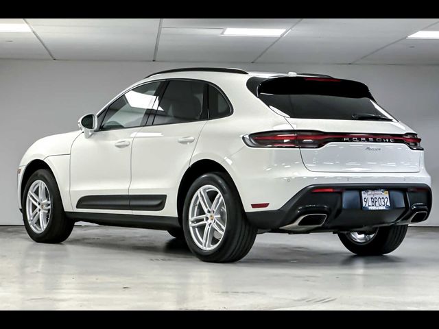 2024 Porsche Macan Base