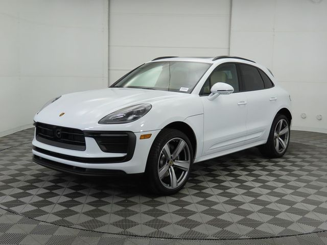 2024 Porsche Macan Base