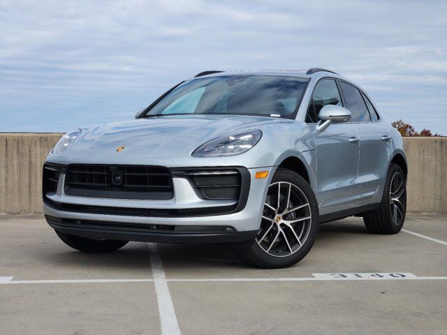 2024 Porsche Macan Base