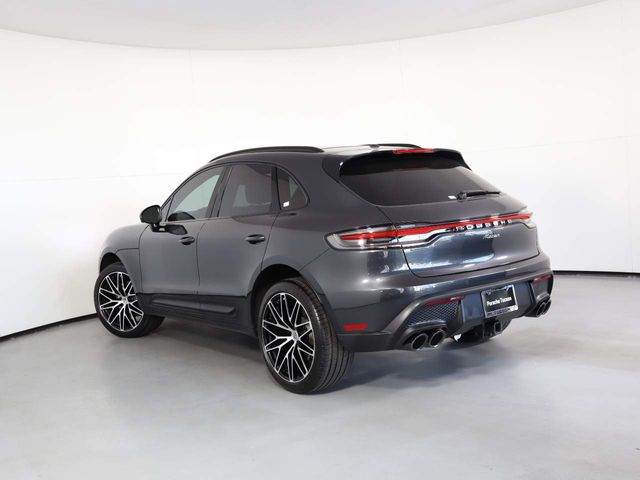 2024 Porsche Macan 