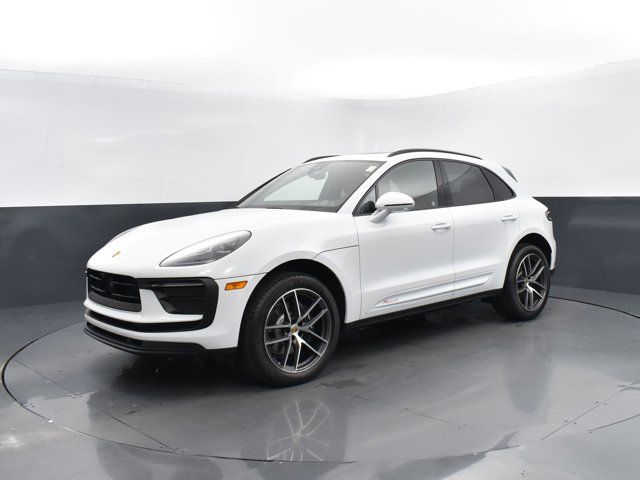 2024 Porsche Macan 