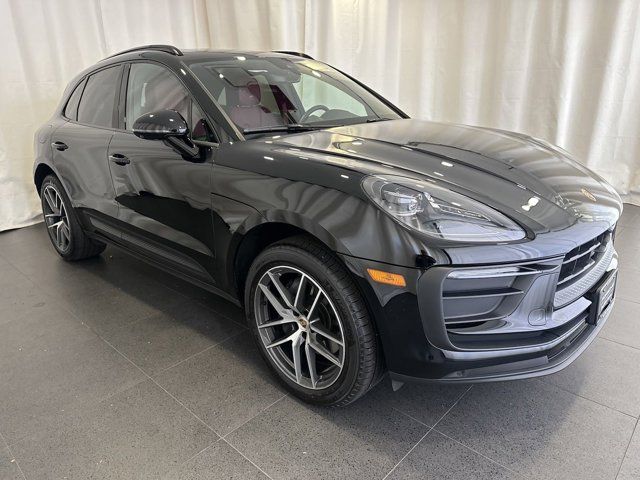 2024 Porsche Macan Base