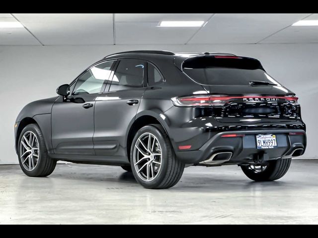 2024 Porsche Macan Base