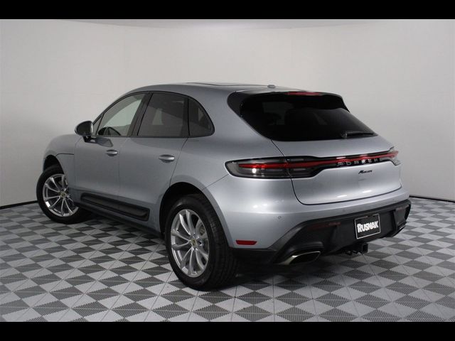 2024 Porsche Macan Base