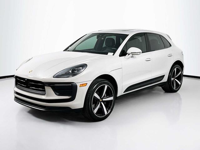 2024 Porsche Macan Base