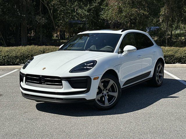 2024 Porsche Macan 