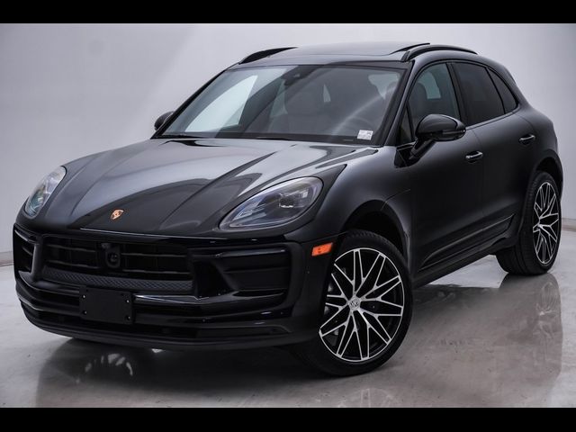 2024 Porsche Macan 