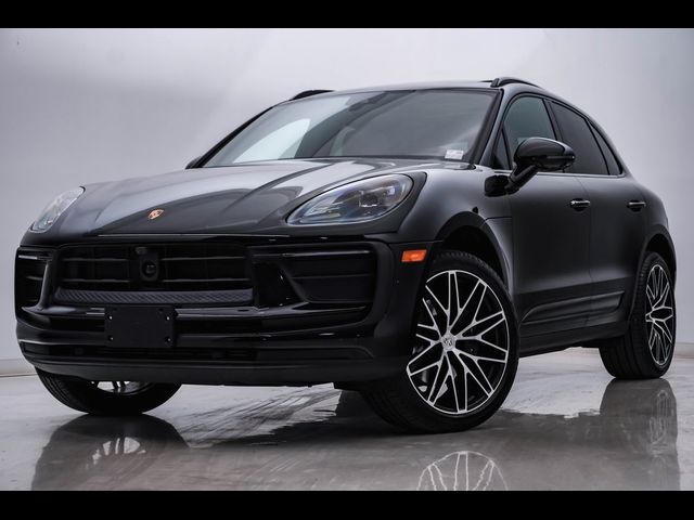 2024 Porsche Macan 