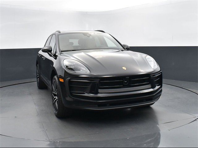 2024 Porsche Macan 