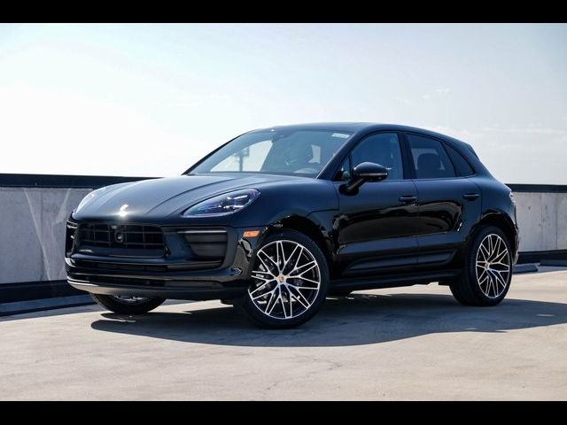 2024 Porsche Macan Base