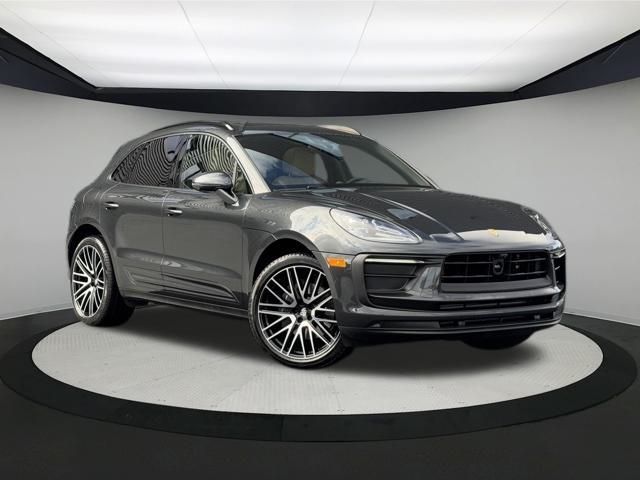 2024 Porsche Macan 