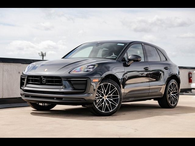 2024 Porsche Macan Base