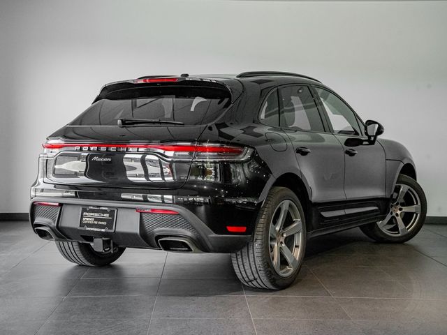 2024 Porsche Macan 