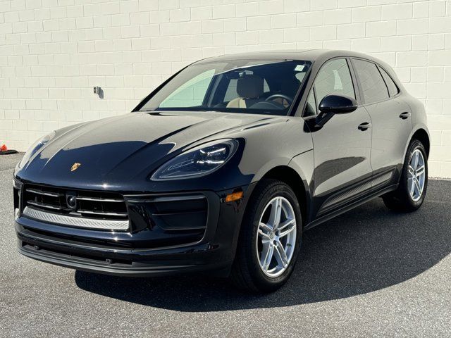 2024 Porsche Macan 