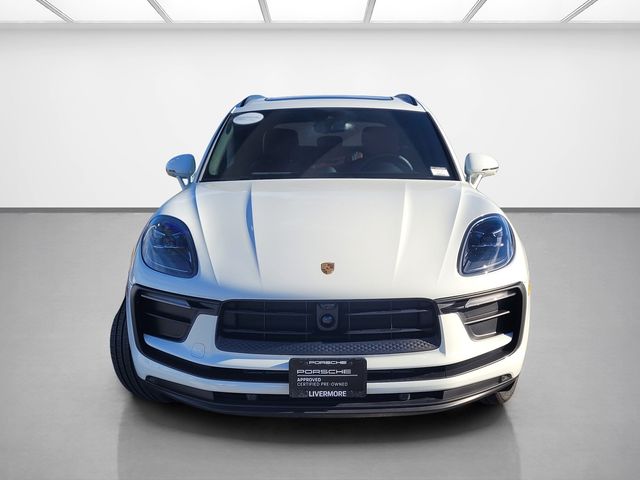 2024 Porsche Macan Base