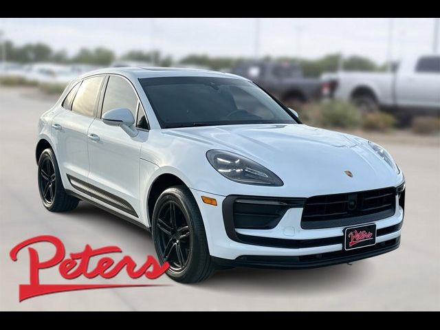 2024 Porsche Macan Base