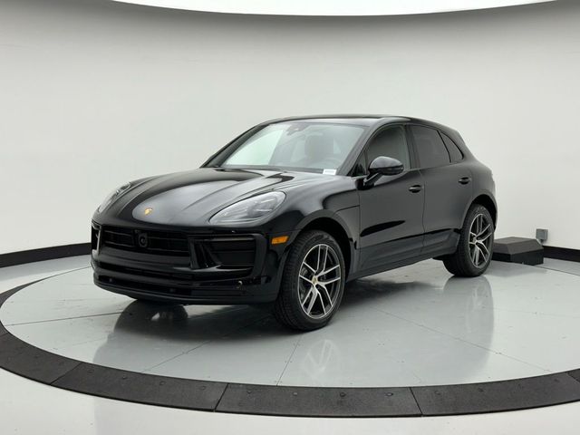 2024 Porsche Macan Base