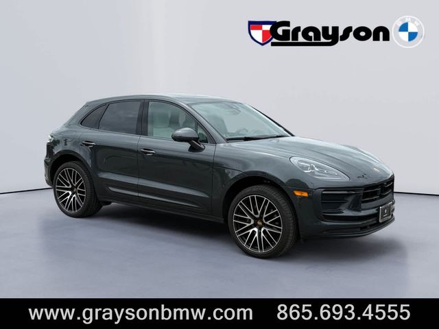 2024 Porsche Macan Base