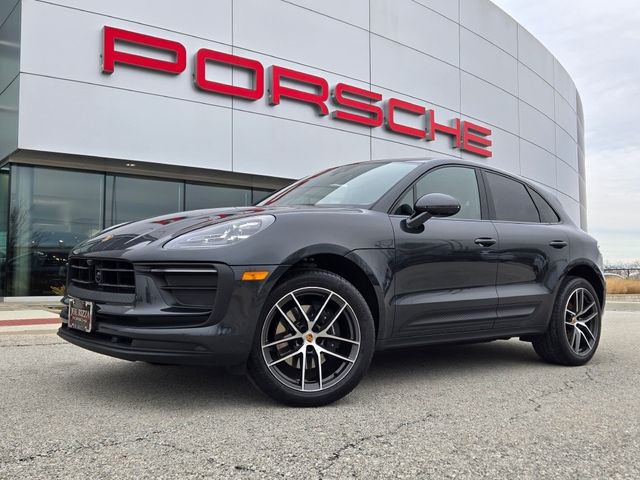 2024 Porsche Macan Base