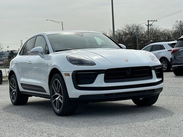 2024 Porsche Macan Base